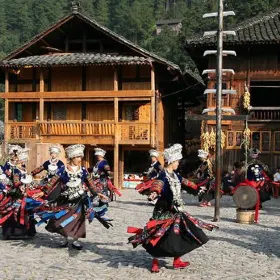 산장먀오자이(산강묘채)