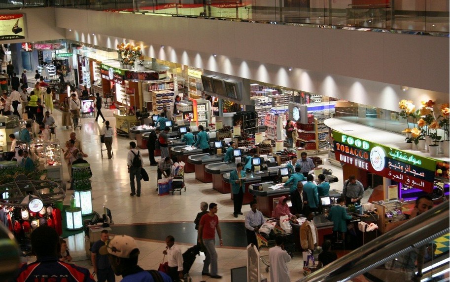 Duty Free Shop (DFS) in San Francisco, California, USA - Customs n