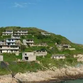 East and West Lvhua Islands