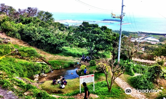 垣花樋川景點評價 垣花樋川門票 垣花樋川優惠 垣花樋川交通 地址 開放時間 垣花樋川附近景點 酒店及美食 Trip Com
