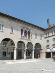 The Town Hall (City Palace)