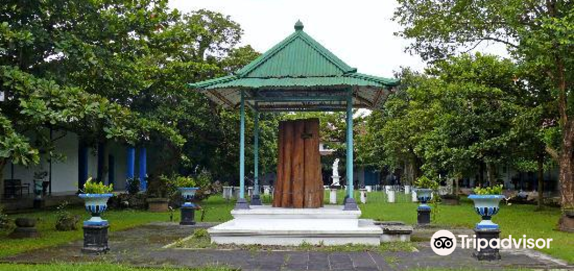 Pasar Kliwon 2023 Top Things to Do - Pasar Kliwon Travel Guides - Top