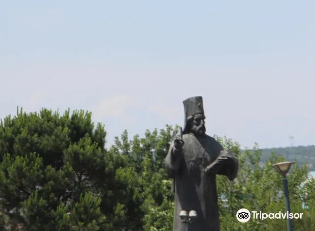St. Petar of Cetinje Monument2