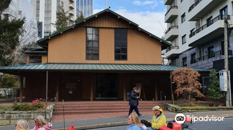 東京 聖オルバン教会 評判 案内 トリップドットコム