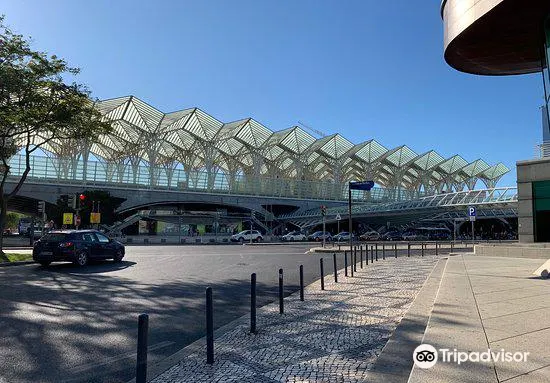 リスボン オリエンテ駅 評判 案内 トリップドットコム