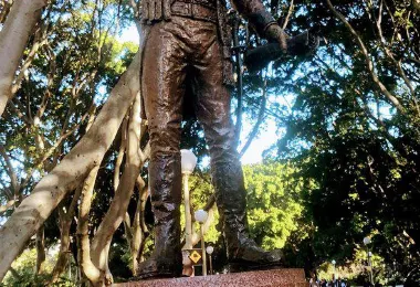 Governor Lachlan Macquarie รูปภาพAttractionsยอดนิยม
