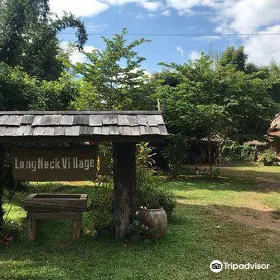 Mae Ping Long Neck Village