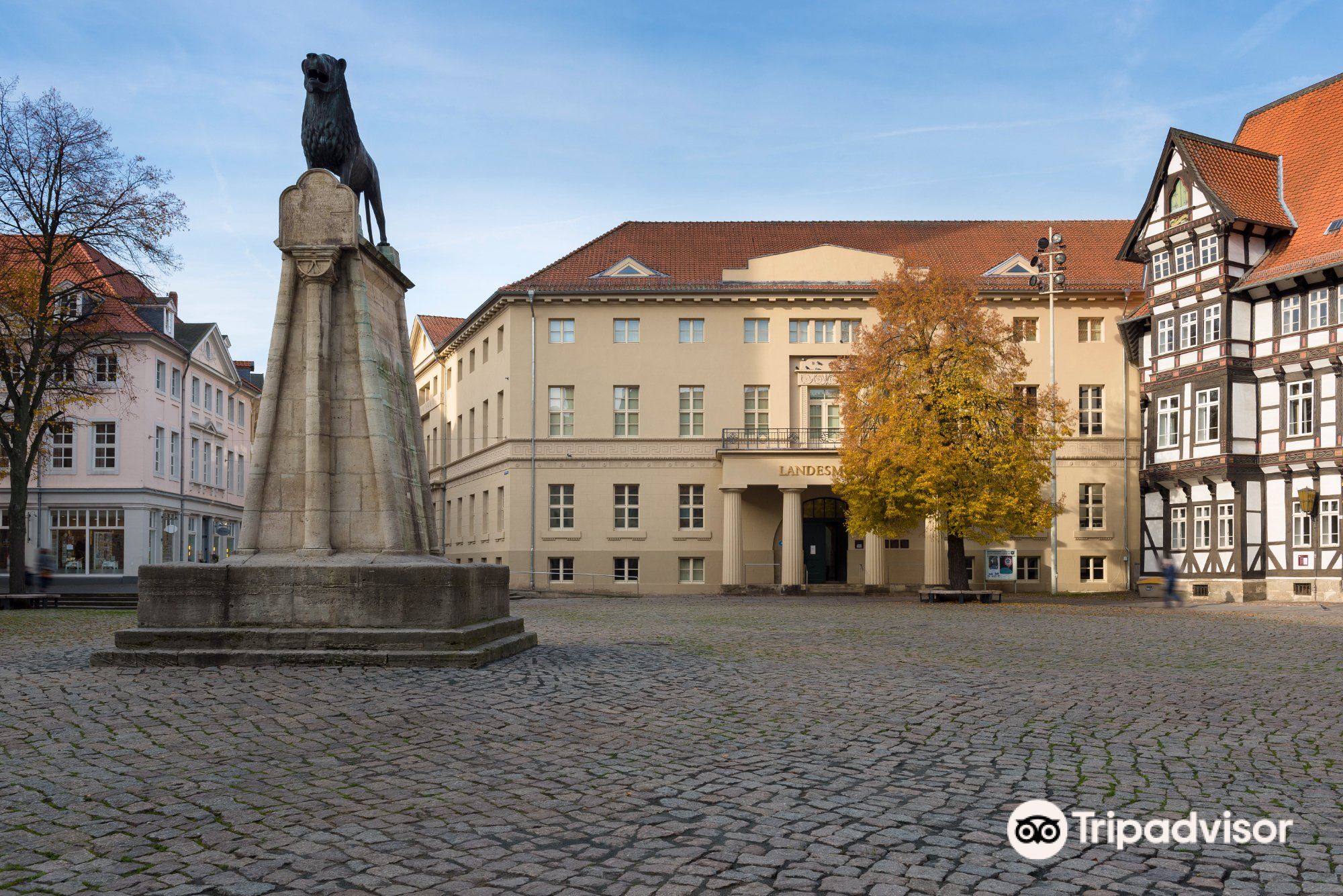 braunschweigisches landesmuseum travel guidebook must visit attractions in braunschweig braunschweigisches landesmuseum nearby recommendation trip com