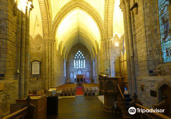 Latest travel itineraries for Dornoch Cathedral in October