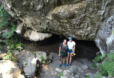 Naihehe Caves 熱門景點照片