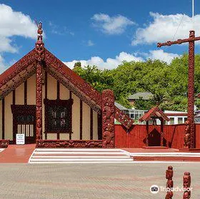 Te Papaiouru Marae