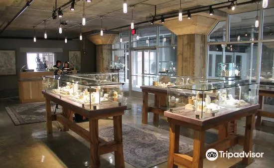 American jewelry designs Clearance