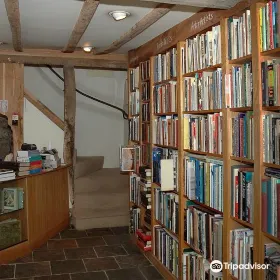 Janette Ray Booksellers