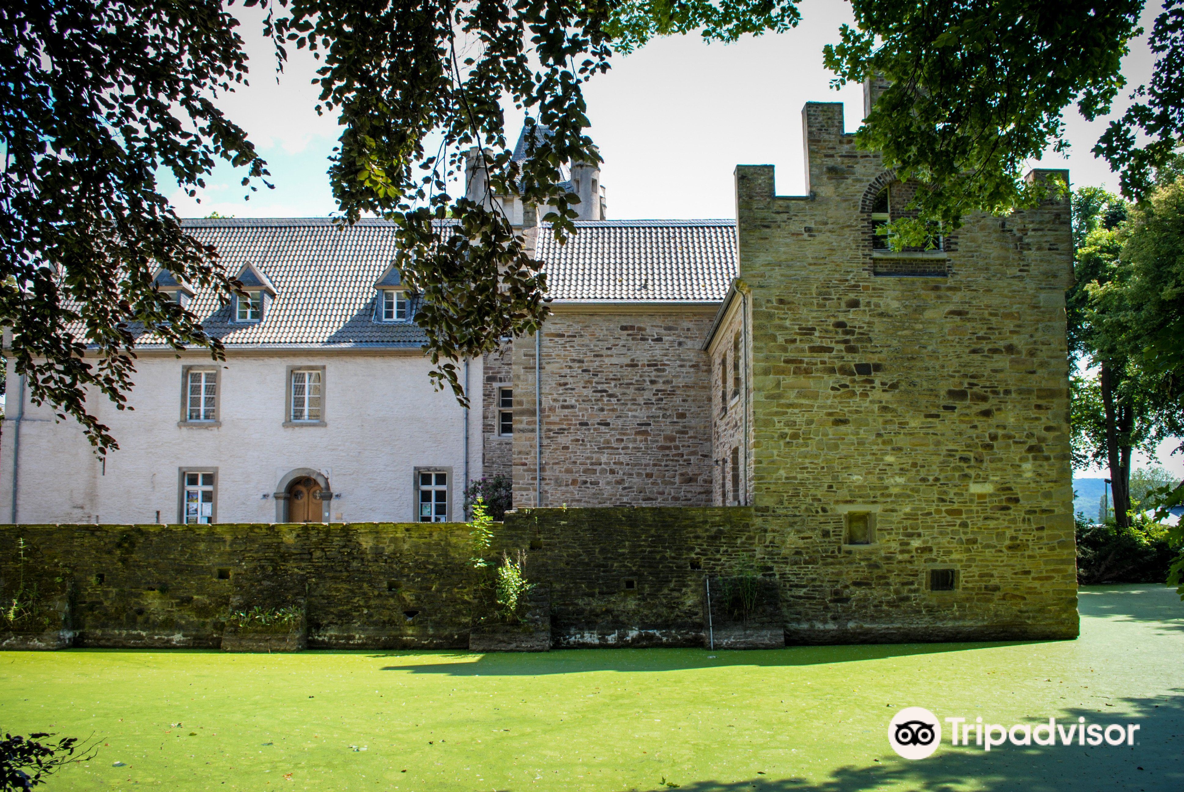 Schloss Hohenlimburg Travel Guidebook Must Visit Attractions In North Rhine Westphalia Schloss Hohenlimburg Nearby Recommendation Trip Com