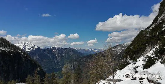 Dachstein Giant Ice Caves2