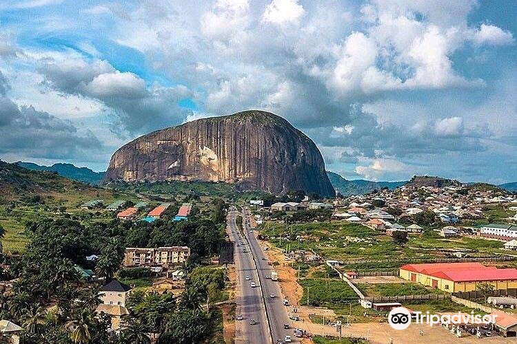 Zuma Rock travel guidebook must visit attractions in Abuja Zuma Rock