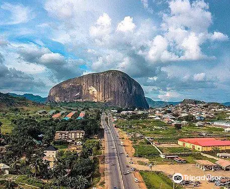 descriptive essay on zuma rock descriptive essay on zuma rock