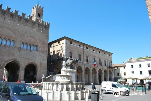 Piazza Cavour Travel Guidebook Must Visit Attractions In Rimini Piazza Cavour Nearby Recommendation Trip Com