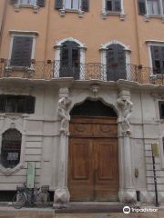 Palazzo Larcher-Fogazzaro