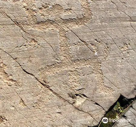 梵爾卡莫尼卡穀地岩畫