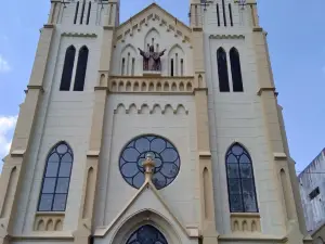 Kayutangan Church