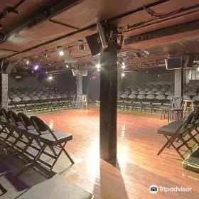Improv Asylum劇場