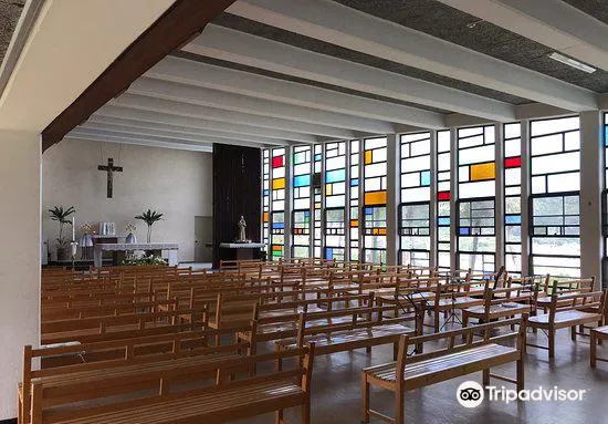 与那原町 聖クララ教会 評判 案内 トリップドットコム