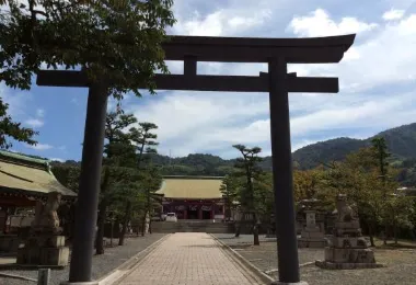 Kameyama Shrine รูปภาพAttractionsยอดนิยม
