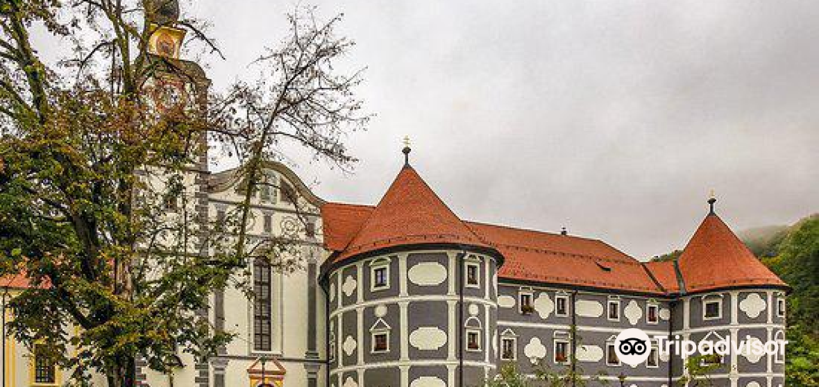 Loce 2023 Top Things to Do Loce Travel Guides Top Loce