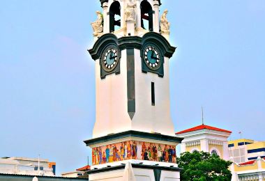 Birch Memorial Clock Tower รูปภาพAttractionsยอดนิยม