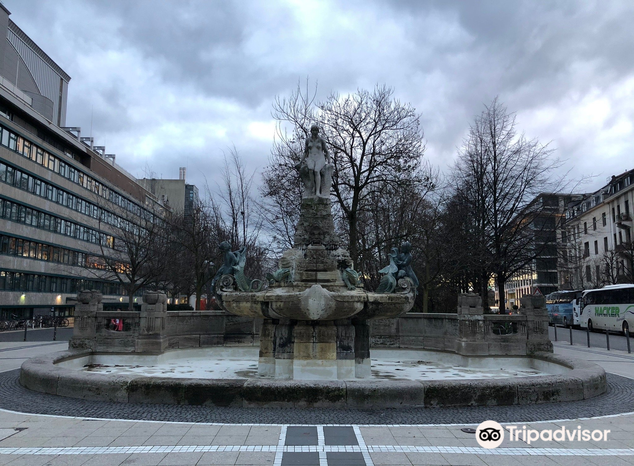 メルヘンブルンネン おとぎ話の噴水のレビュー メルヘンブルンネン おとぎ話の噴水のチケット メルヘンブルンネン おとぎ話の噴水の割引 メルヘンブルンネン おとぎ話の噴水の交通機関 所在地 営業時間 メルヘンブルンネン おとぎ話の噴水周辺の観光スポット