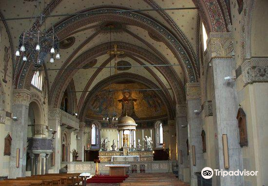 Basilica di San Calimero travel guidebook –must visit attractions in ...