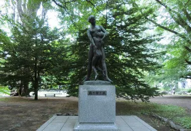 Kita no Mother and Child Statue รูปภาพAttractionsยอดนิยม