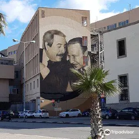 Il Murales che celebra Falcone e Borsellino