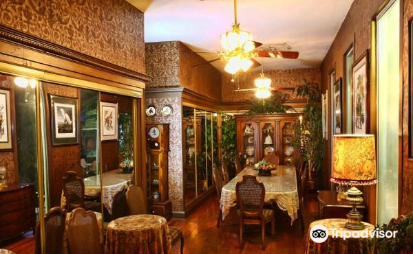 victorian mansion dollhouse